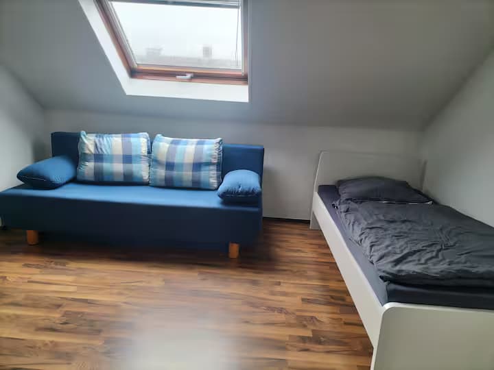 K-5 - Gemütliche, möblierte Wohnung Bild 2